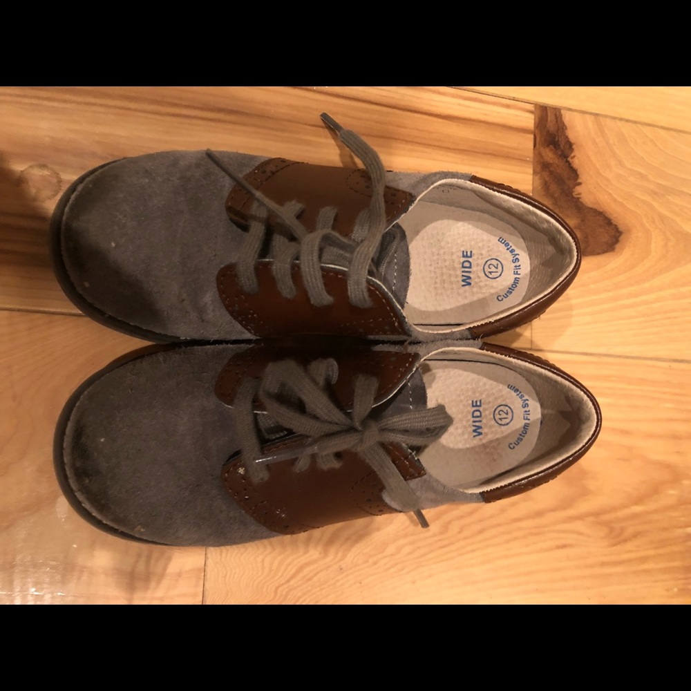 Gray and Brown two tones Foot Mates